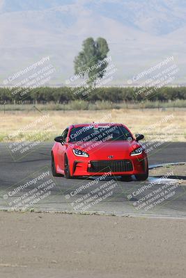 media/Sep-15-2024-Speed Ventures (Sun) [[7a54f7ed2f]]/86 Group/Session 1 (Outside Grapevine)/